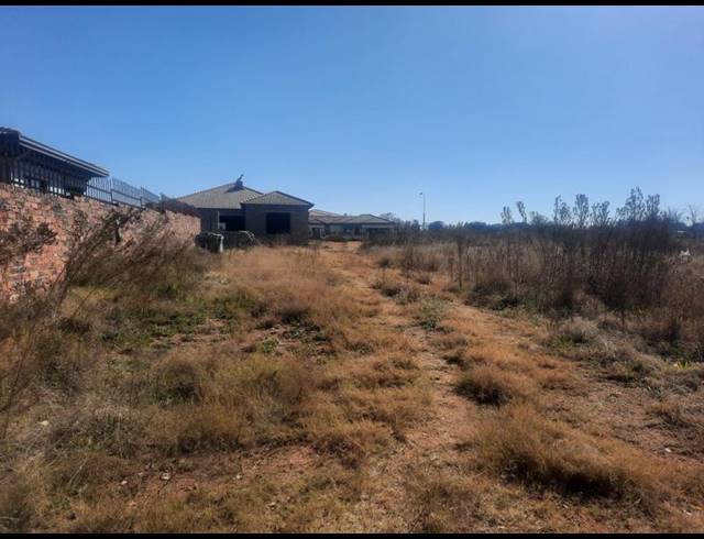 LAND FOR SALE IN KOOKRUS